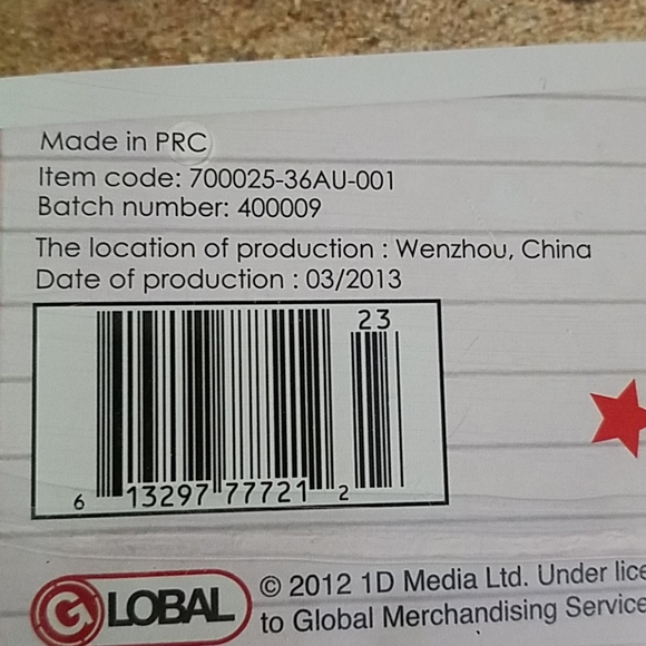 1Direction Collector Bundle - Picture 6 of 8